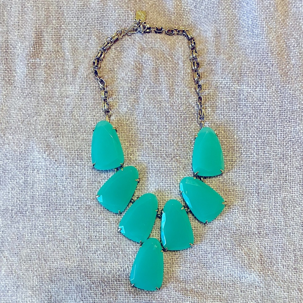 Kendra Scott jade/green statement necklace